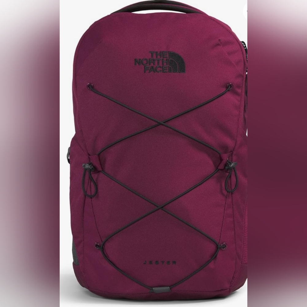 NEW! The North Face jester backpack NWT 12.16
